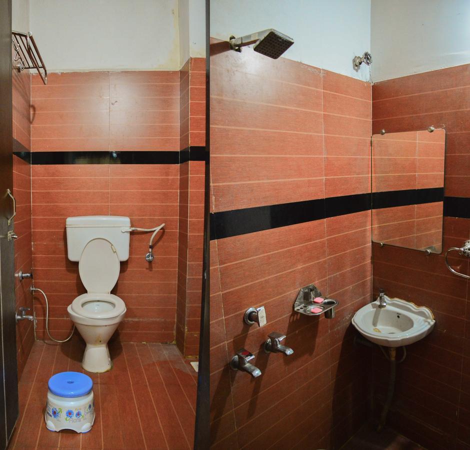 Hotel Shree Dwarkadhish Palace Ujjain Luaran gambar