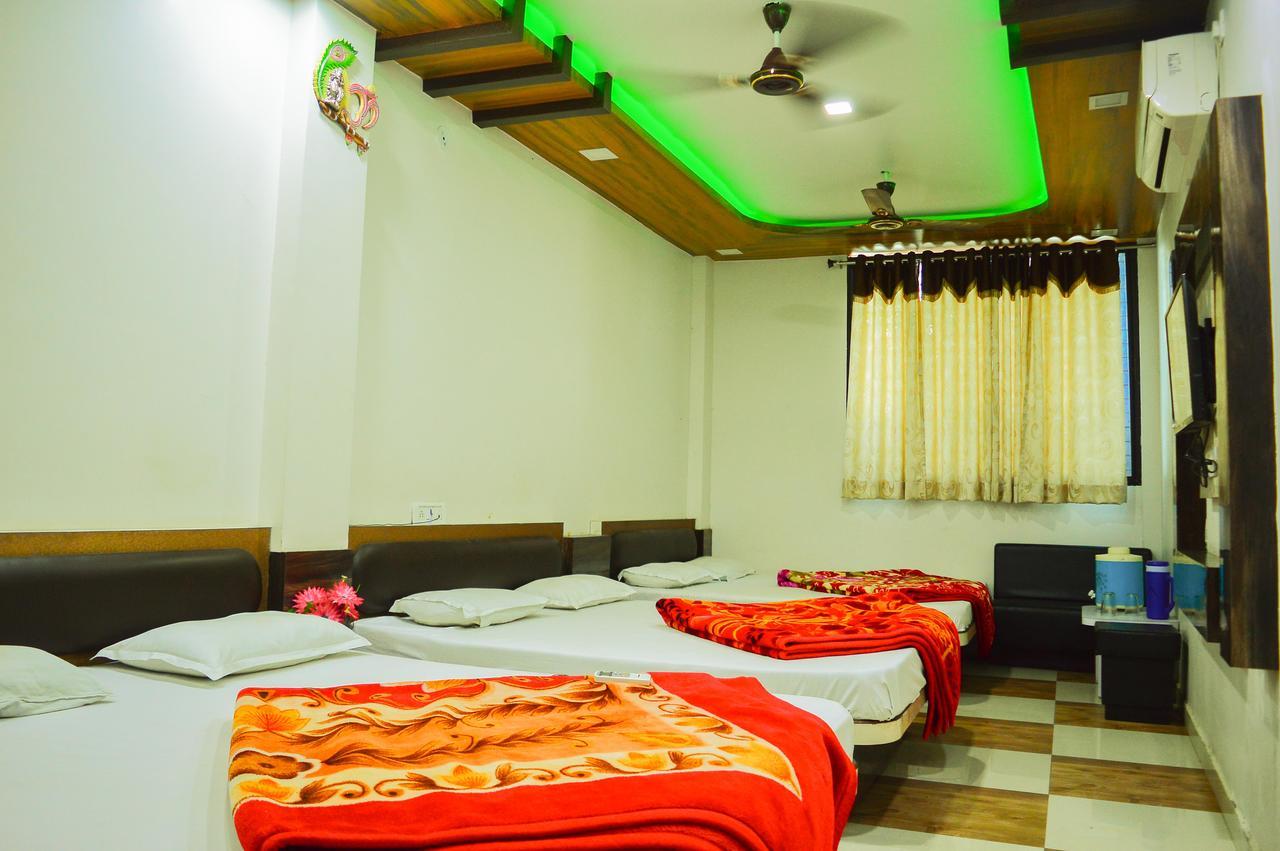 Hotel Shree Dwarkadhish Palace Ujjain Luaran gambar